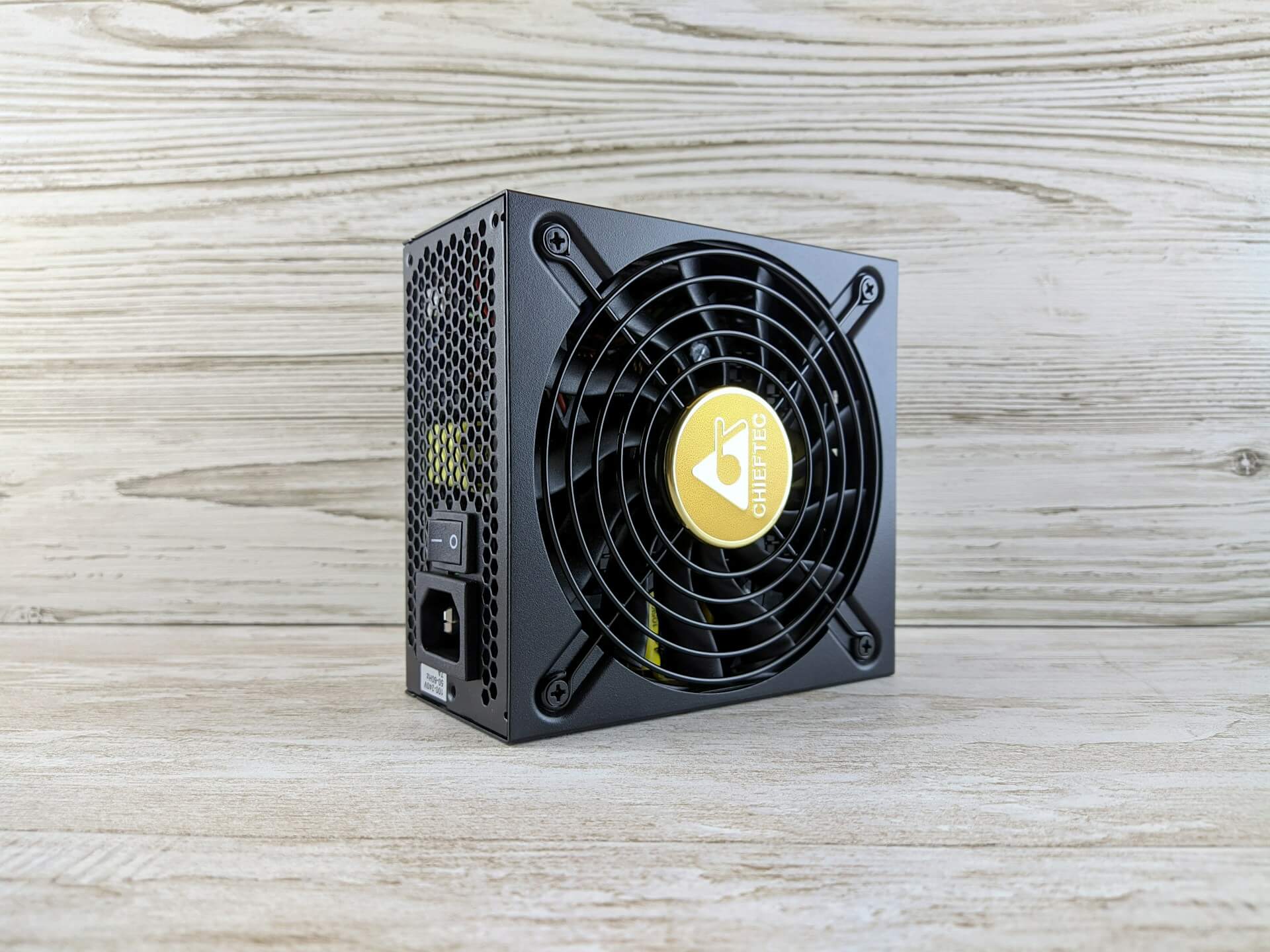 Potência da Fonte do PC: Como calcular corretamente? Como calcular Potência da Fonte do PC