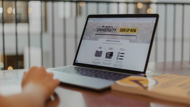Grupo de Whatsapp Notebooks para Universitários