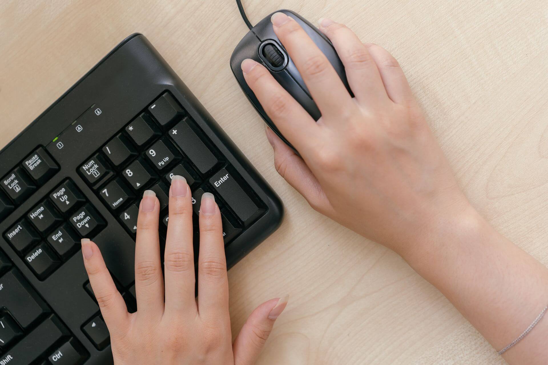 Dá para conectar teclado e mouse no Fire TV Stick?