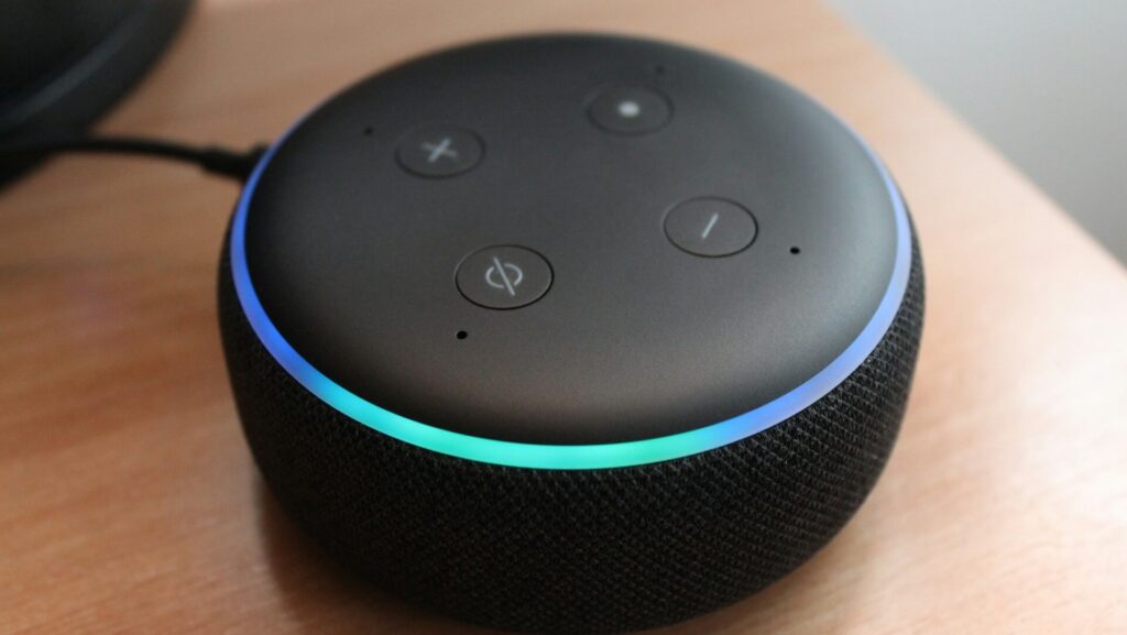 Echo Pop tem Bluetooth?