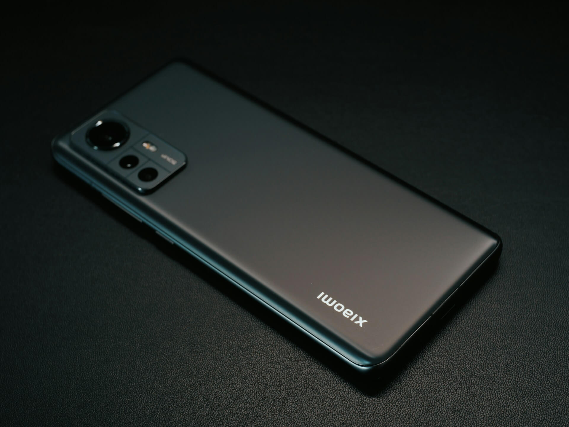 O Xiaomi Poco X7 Pro suporta ESIM?