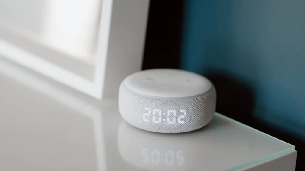 Echo Pop tem despertador?
